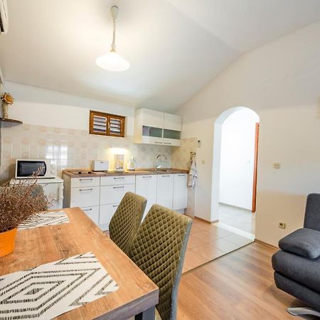 Apartment Barica Трстено Экстерьер фото